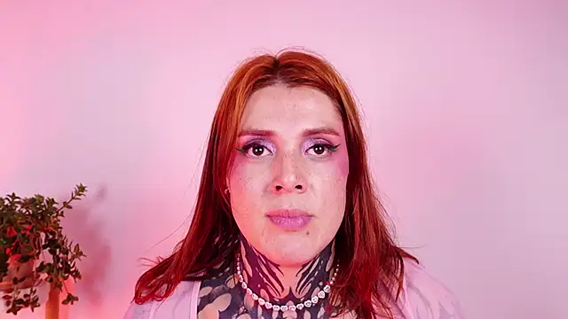 mystikdollx 现场性爱视讯表演