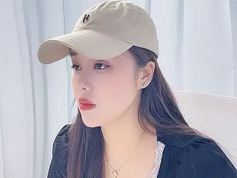 Qingqing19 现场性爱视讯表演