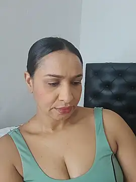 mell0102's Webcam Show