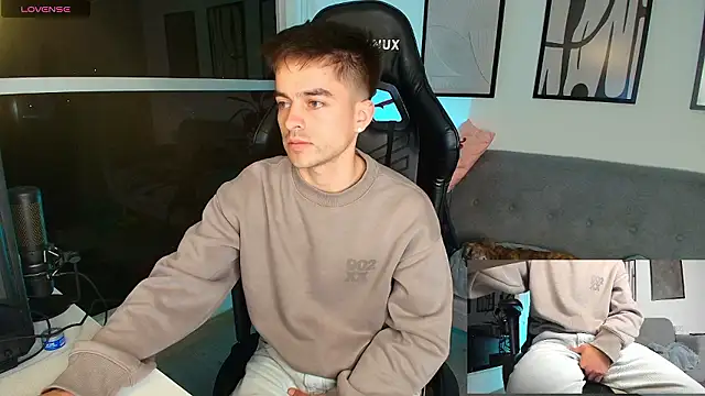 jacob_ferrer's Webcam Show