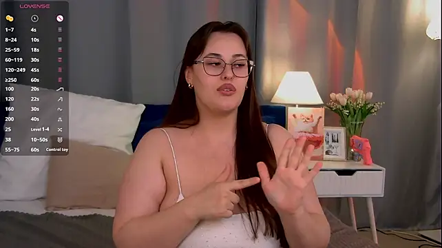Queen_Monica_'s Webcam Show