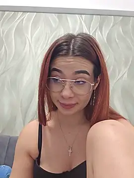 RedHeadFoxy's Webcam Show