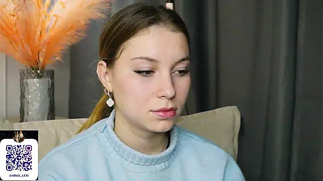 Sairallyn's Live XXX Chat