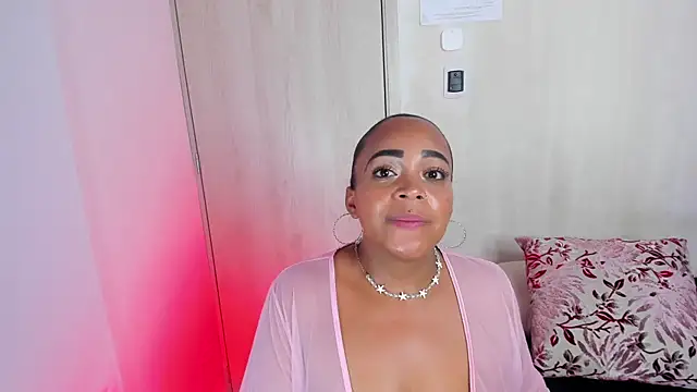 rouses_malih's Webcam Show