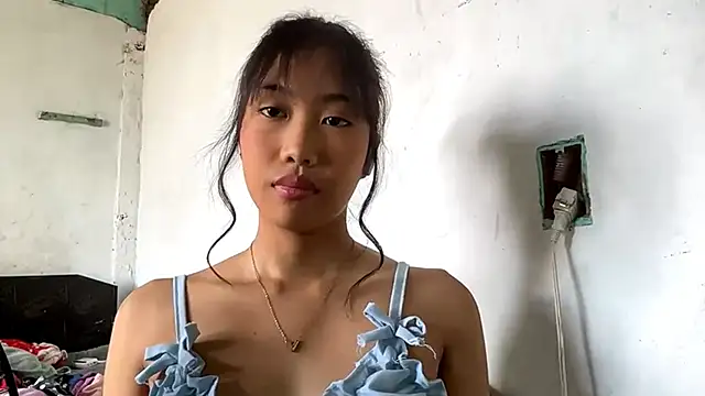 LaurenaBurstein 现场性爱视讯表演