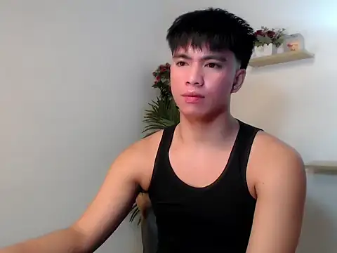 horny_jamesxx's Webcam Show