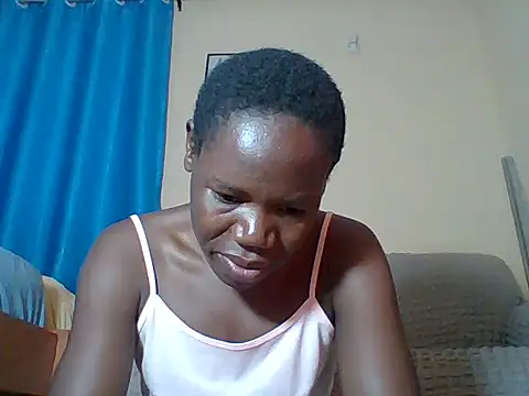 Blacksexyqueen24's Live XXX Chat