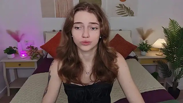 TayloryStar's Live XXX Chat