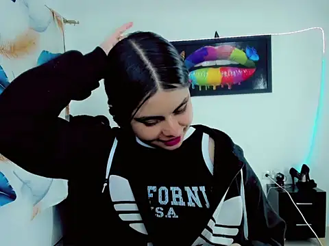 Maddi_ivanova2026 现场性爱视讯表演