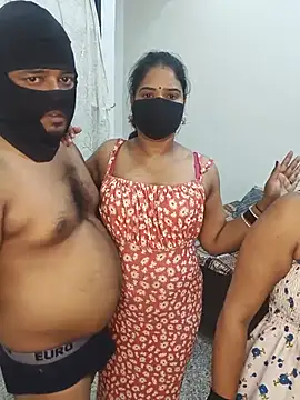 New_desi_bhabhi's Webcam Show