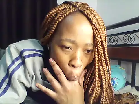 bubble_candi's Live XXX Chat