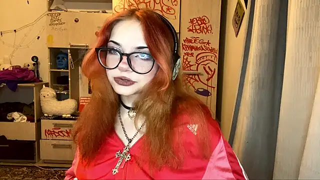 CuteRedheadPrincess 现场性爱视讯表演