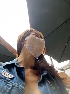 kiss_loo 现场性爱视讯表演