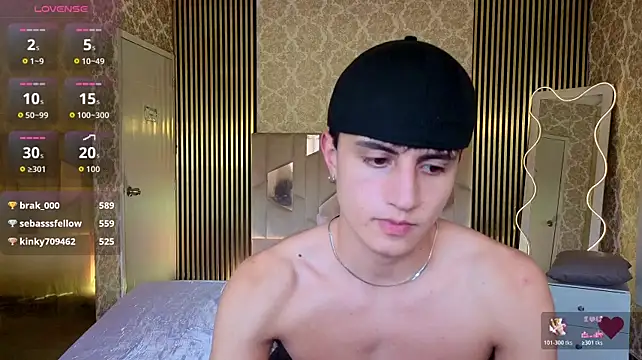 Kyler_tay's Webcam Show