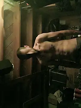 MrMighty0ne's Webcam Show