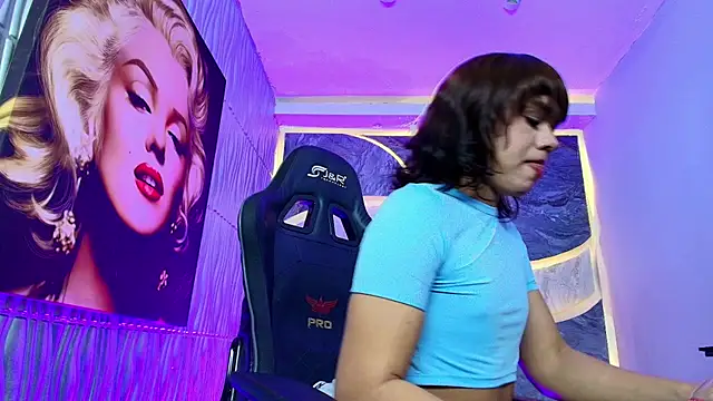 AndreaGiraldo_'s Webcam Show
