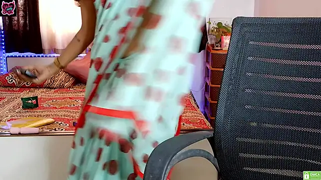 Yalinahotty's Webcam Show