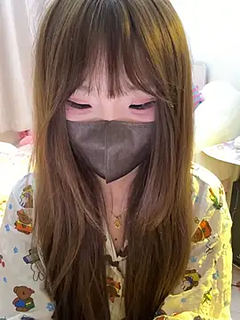 kkkkiiii-42's Webcam Show