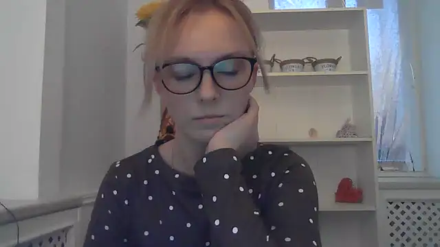 AdelleLovee_'s Webcam Show