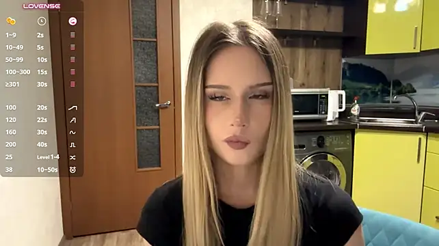 YelledBlink's Live XXX Chat