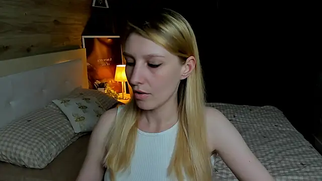 ReginaAmour معاينة الغرفة النشطة
