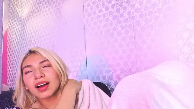Winter_Girl_07's Live XXX Chat