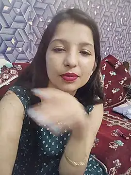Queen_Rosyy's Webcam Show