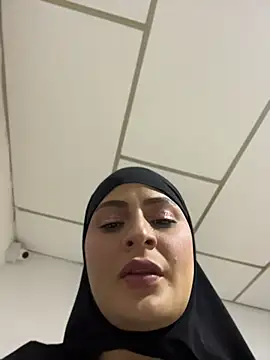 aisha_k's Webcam Show