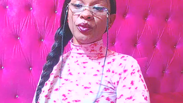 candydelite24's Live XXX Chat
