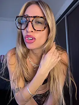 NicoleWilder's Live XXX Chat