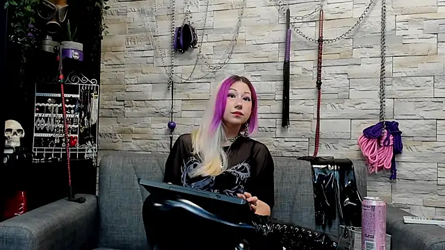 Miss_Kaz's Webcam Show