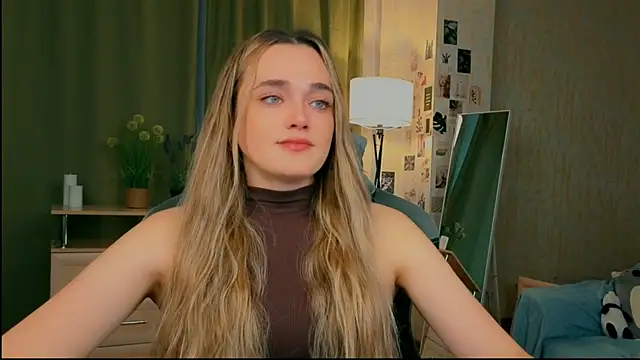 earthfantasyy's Live XXX Chat