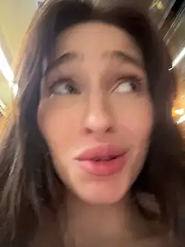 -missbehaving-'s Webcam Show