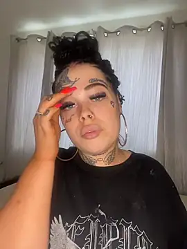 LaurellX's Webcam Show