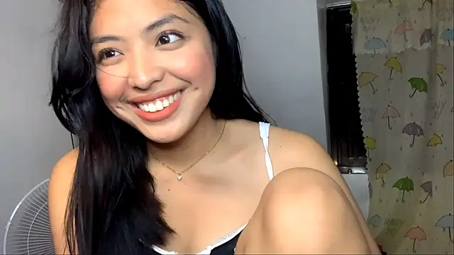 Hazelanne's Webcam Show