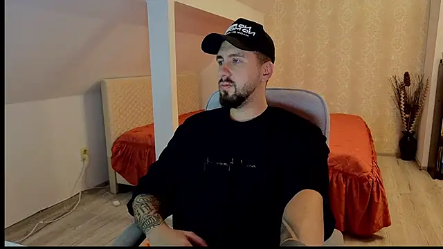 LoganStroud's Webcam Show
