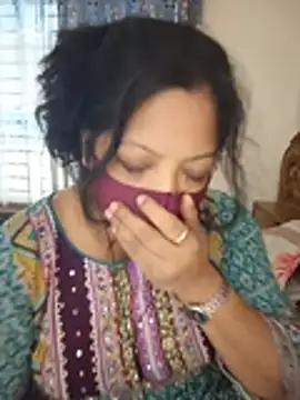 Cute_Ishita103's Webcam Show