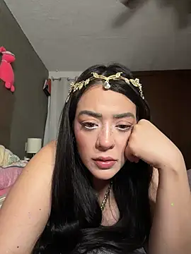 Tunoviafavorita's Live XXX Chat
