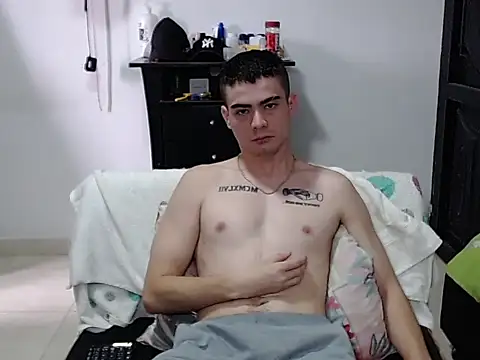 Zac_Efront's Webcam Show