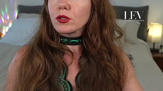 leverageurassets' Live XXX Chat