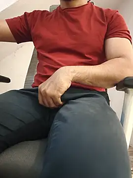 8inch_hunk19's Webcam Show