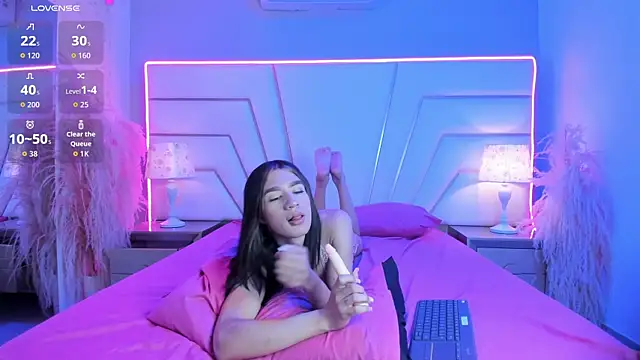 MariansRouse's Webcam Show
