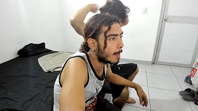 alenders02's Webcam Show