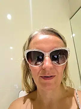 Anvessra's Live XXX Chat
