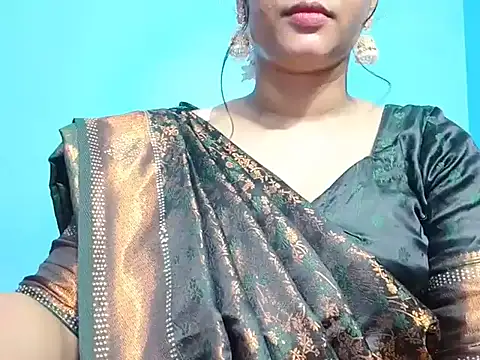 Adhiti_1's Webcam Show