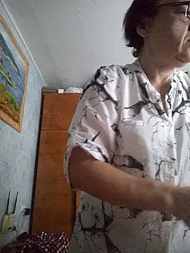 Olena72531's Webcam Show