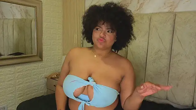 cherrybutter69's Webcam Show
