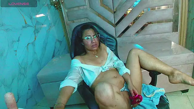 Valentina__r_'s Webcam Show