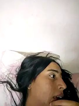 alice_xoxo_'s Webcam Show