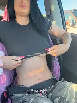 BarbieSlutt's Live XXX Chat
